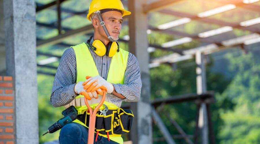 Professional gutter cleaning in Russiaville, IN